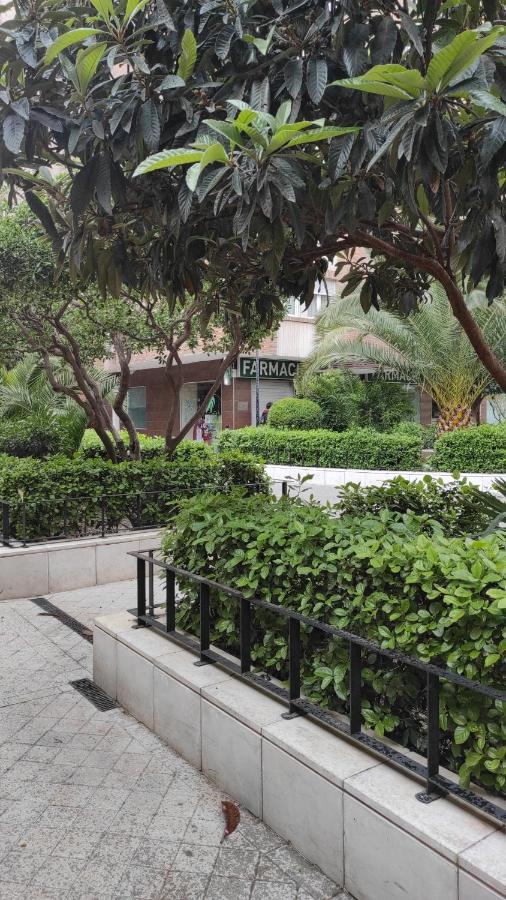 Apartamento Alminar Apartment กรานาดา ภายนอก รูปภาพ