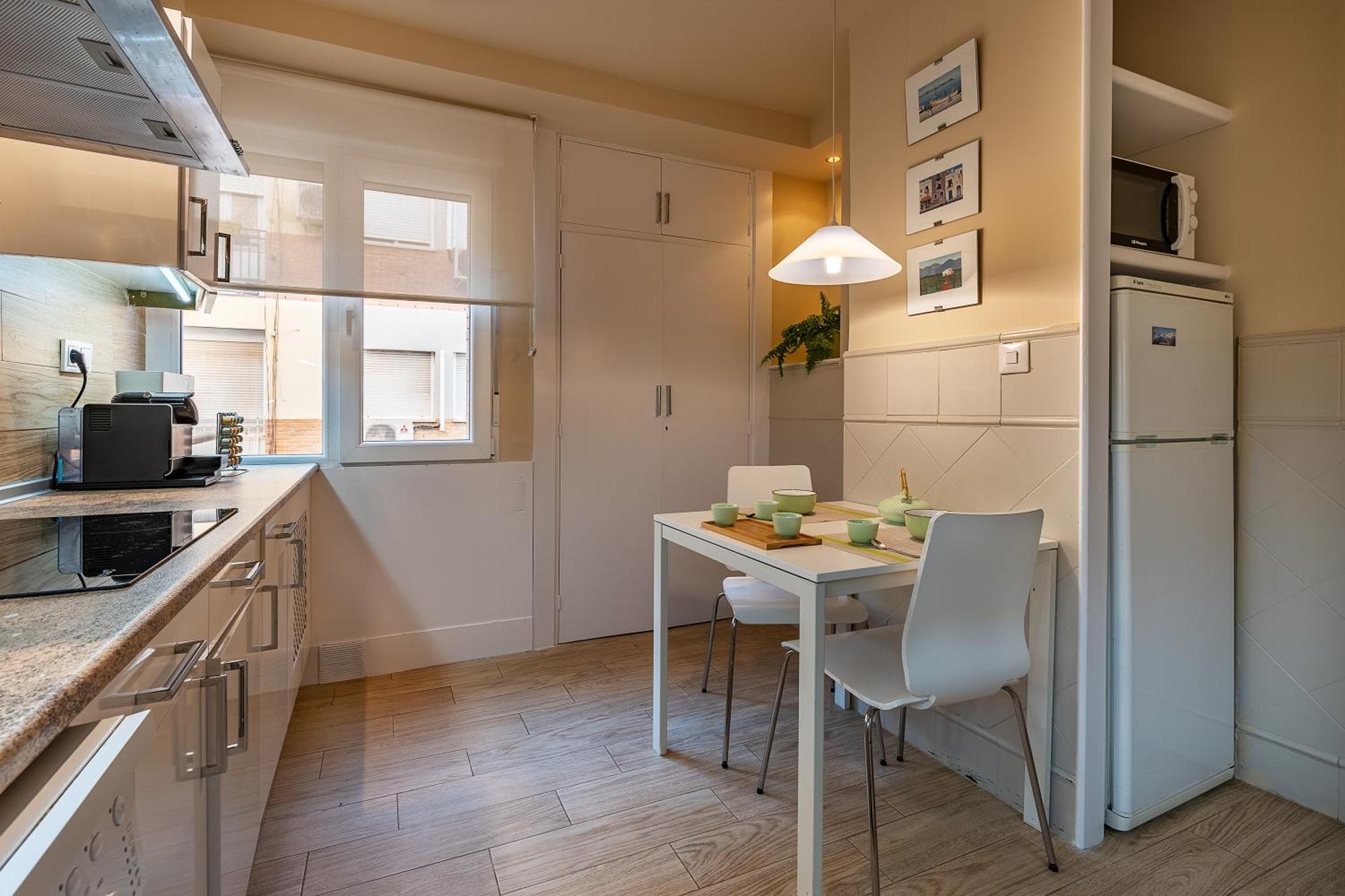 Apartamento Alminar Apartment กรานาดา ภายนอก รูปภาพ