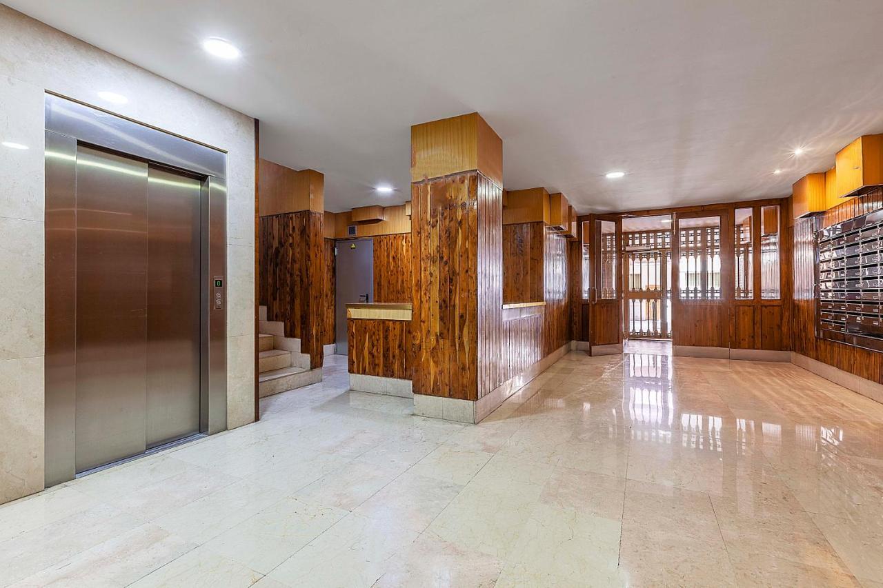 Apartamento Alminar Apartment กรานาดา ภายนอก รูปภาพ